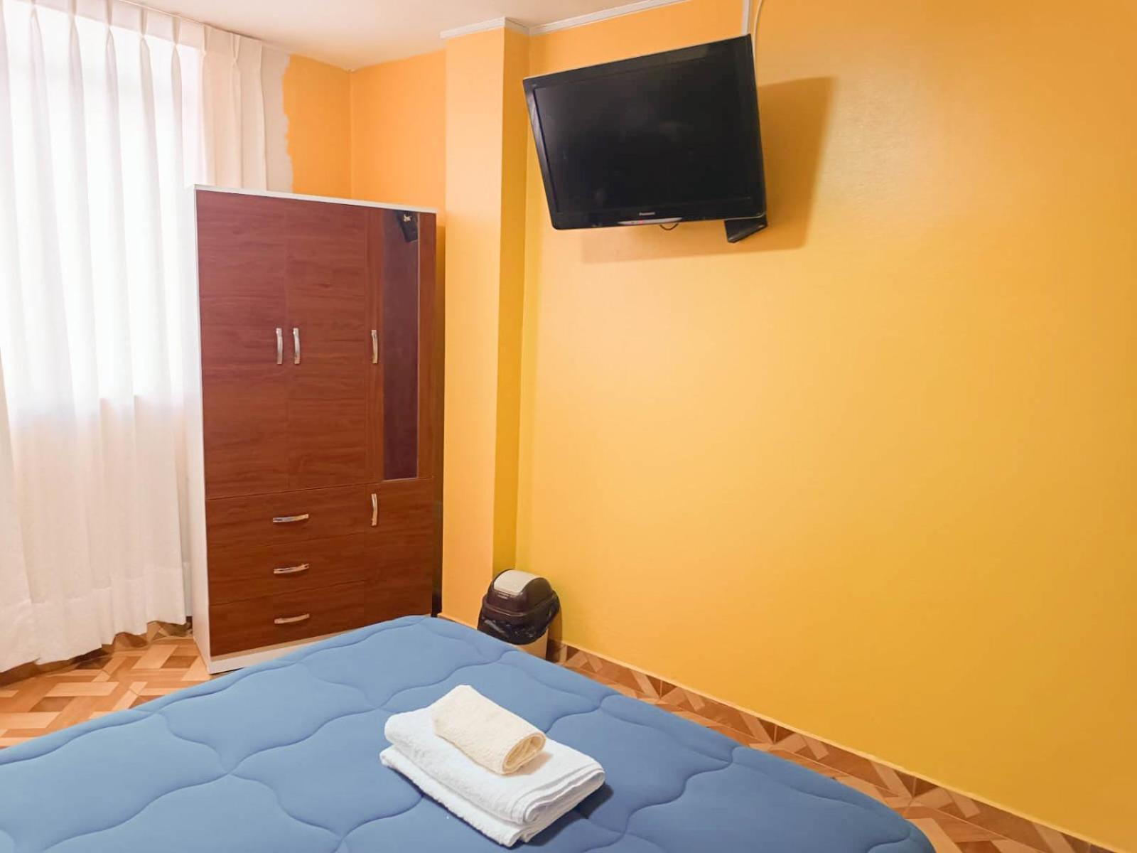 Апартаменты Right Across From The Airport - Free Shuttle - A Y J Familia Лима Экстерьер фото
