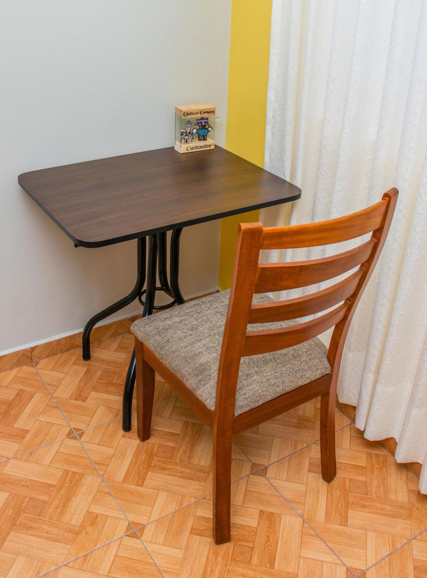 Апартаменты Right Across From The Airport - Free Shuttle - A Y J Familia Лима Экстерьер фото