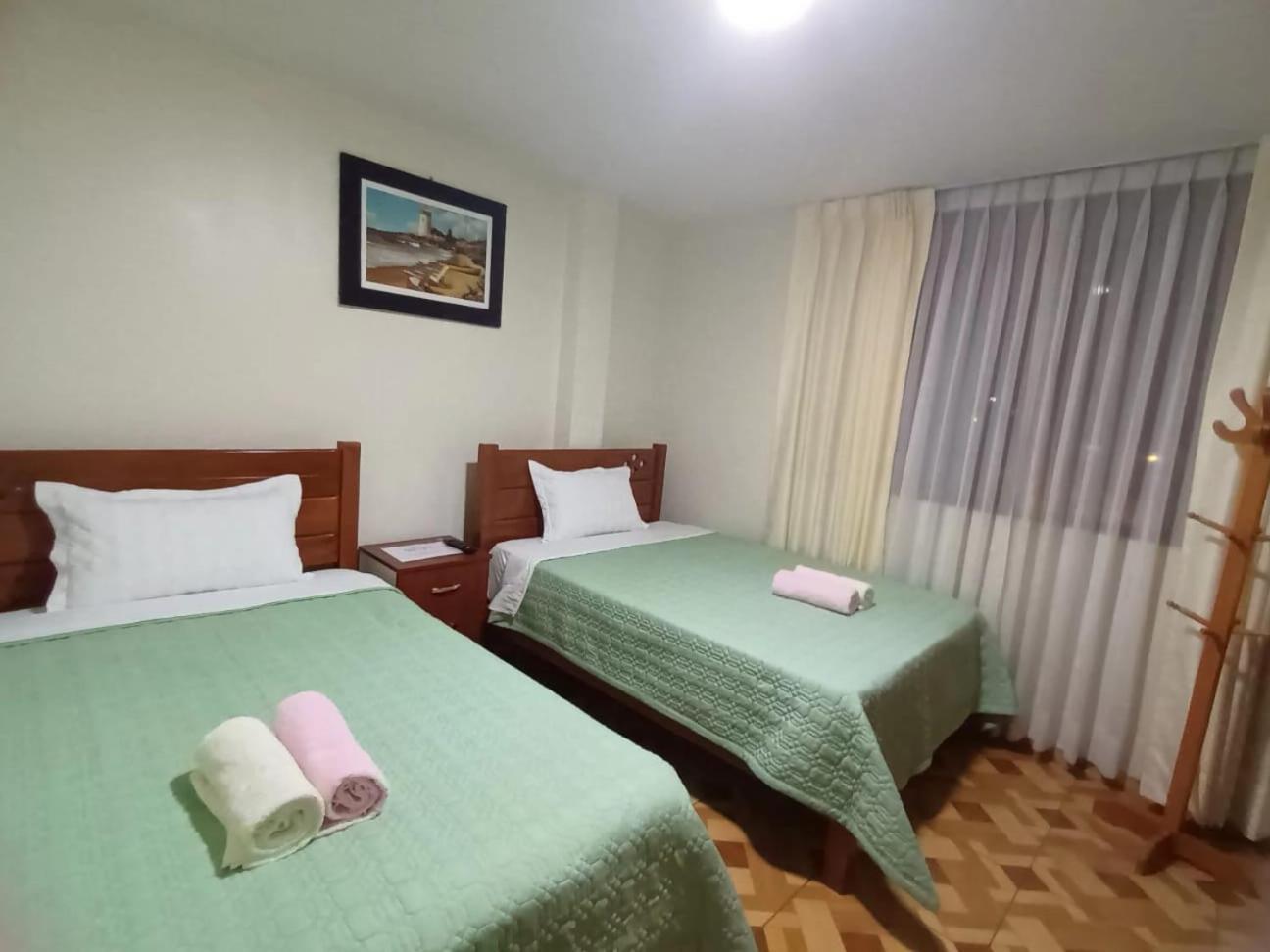 Апартаменты Right Across From The Airport - Free Shuttle - A Y J Familia Лима Экстерьер фото