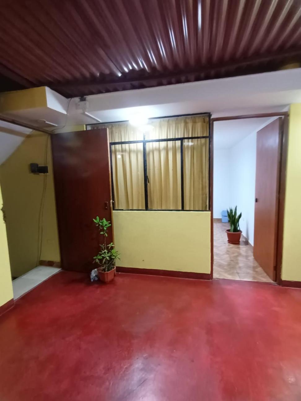 Апартаменты Right Across From The Airport - Free Shuttle - A Y J Familia Лима Экстерьер фото