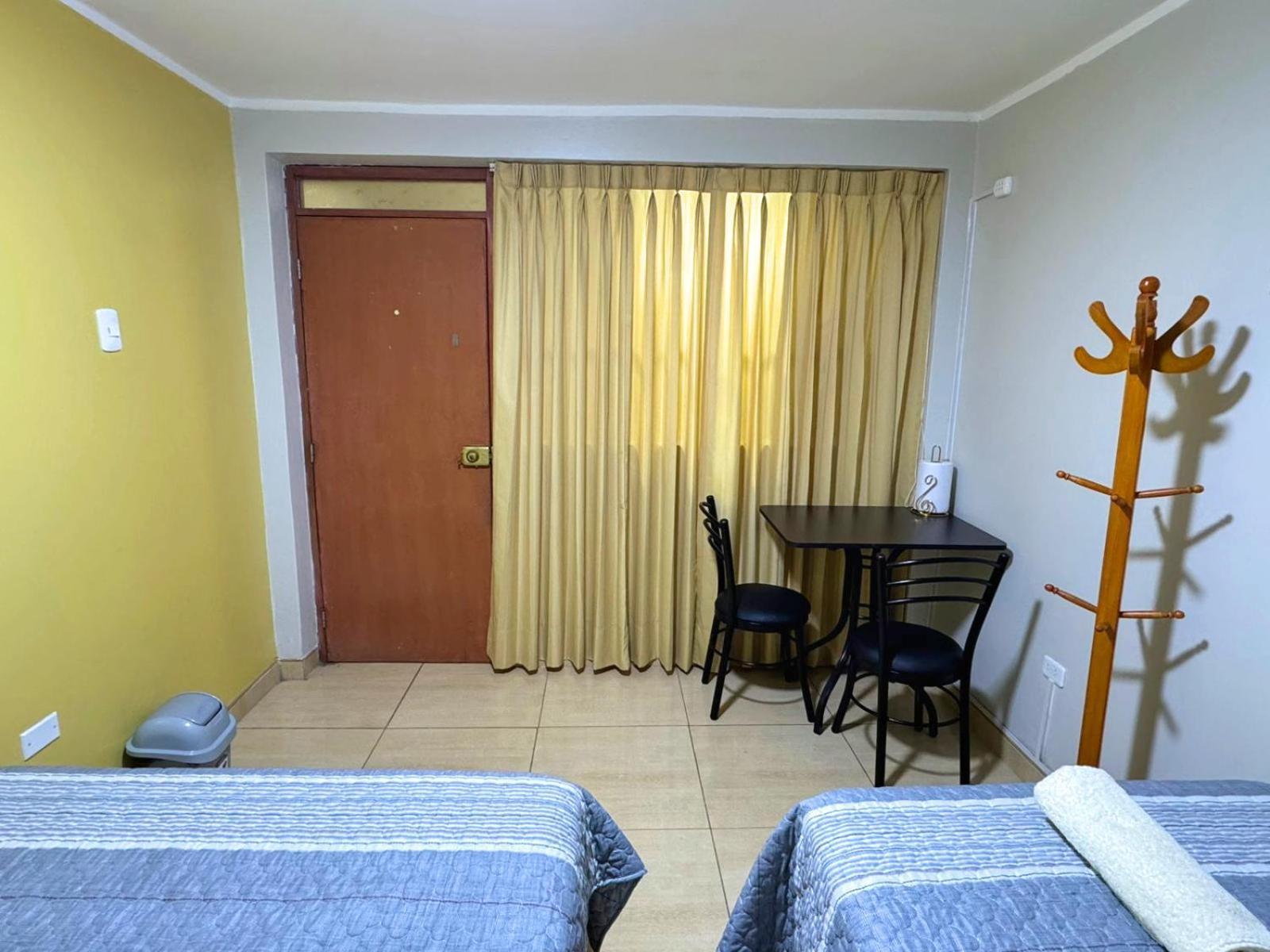 Апартаменты Right Across From The Airport - Free Shuttle - A Y J Familia Лима Экстерьер фото