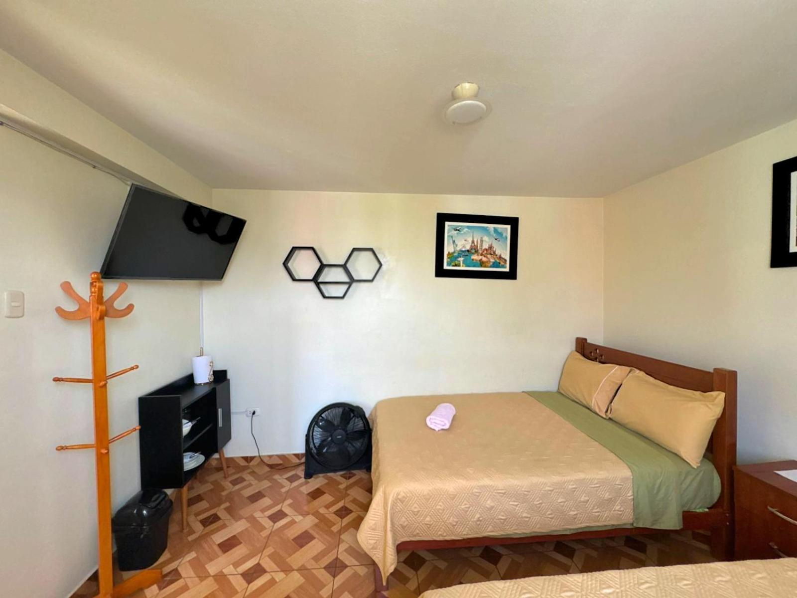 Апартаменты Right Across From The Airport - Free Shuttle - A Y J Familia Лима Экстерьер фото